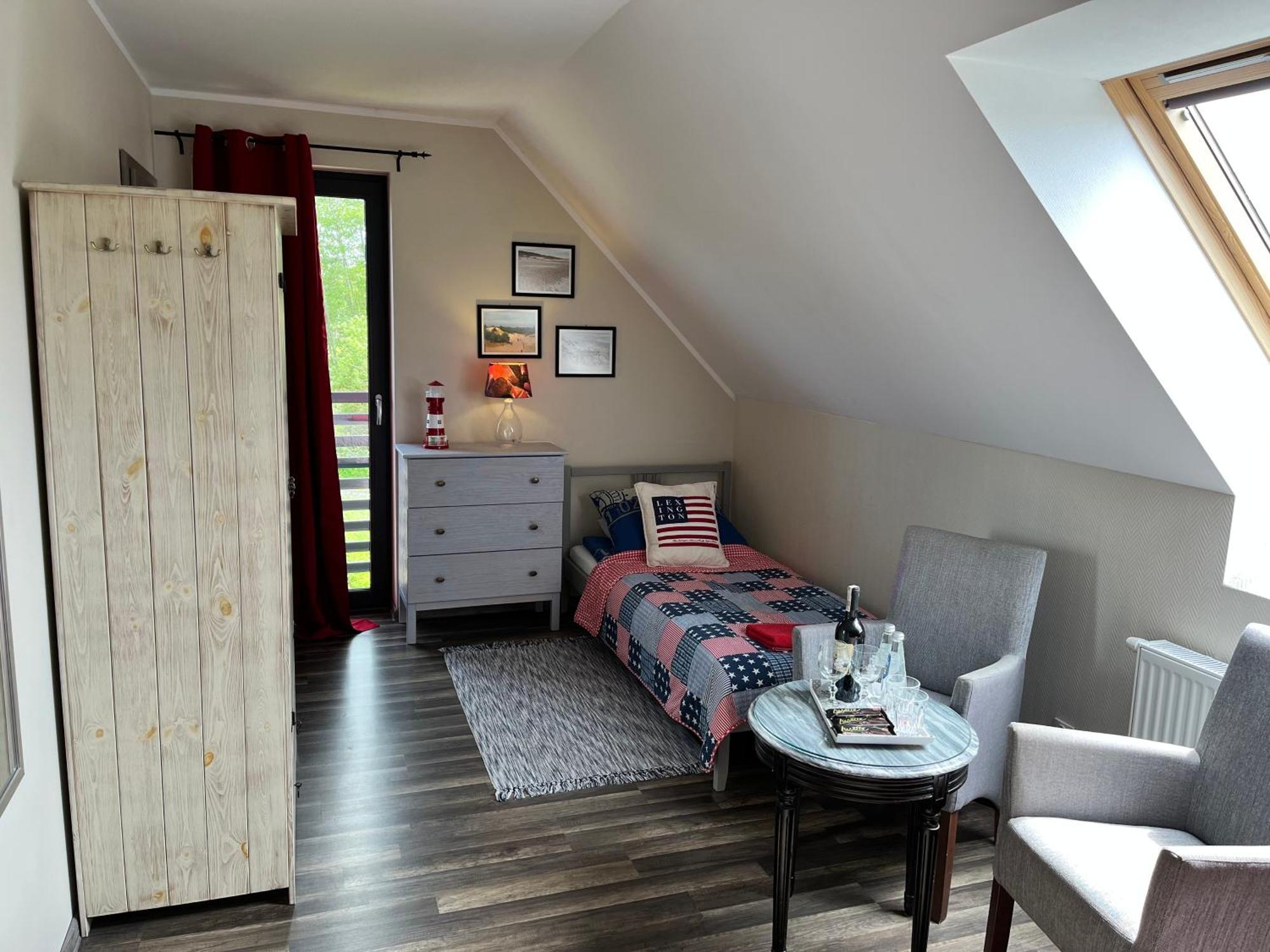 Dom W Trawach Apartman Smoldzinski Las Szoba fotó